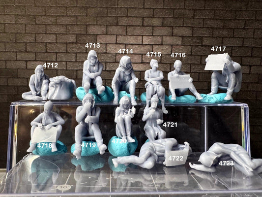 Double G 1:64 Miniature Human Figures - 3D Printed - Unpainted - great for Dioramas - Made in the USA LOT 653 Miniature 1.10 Homeless People