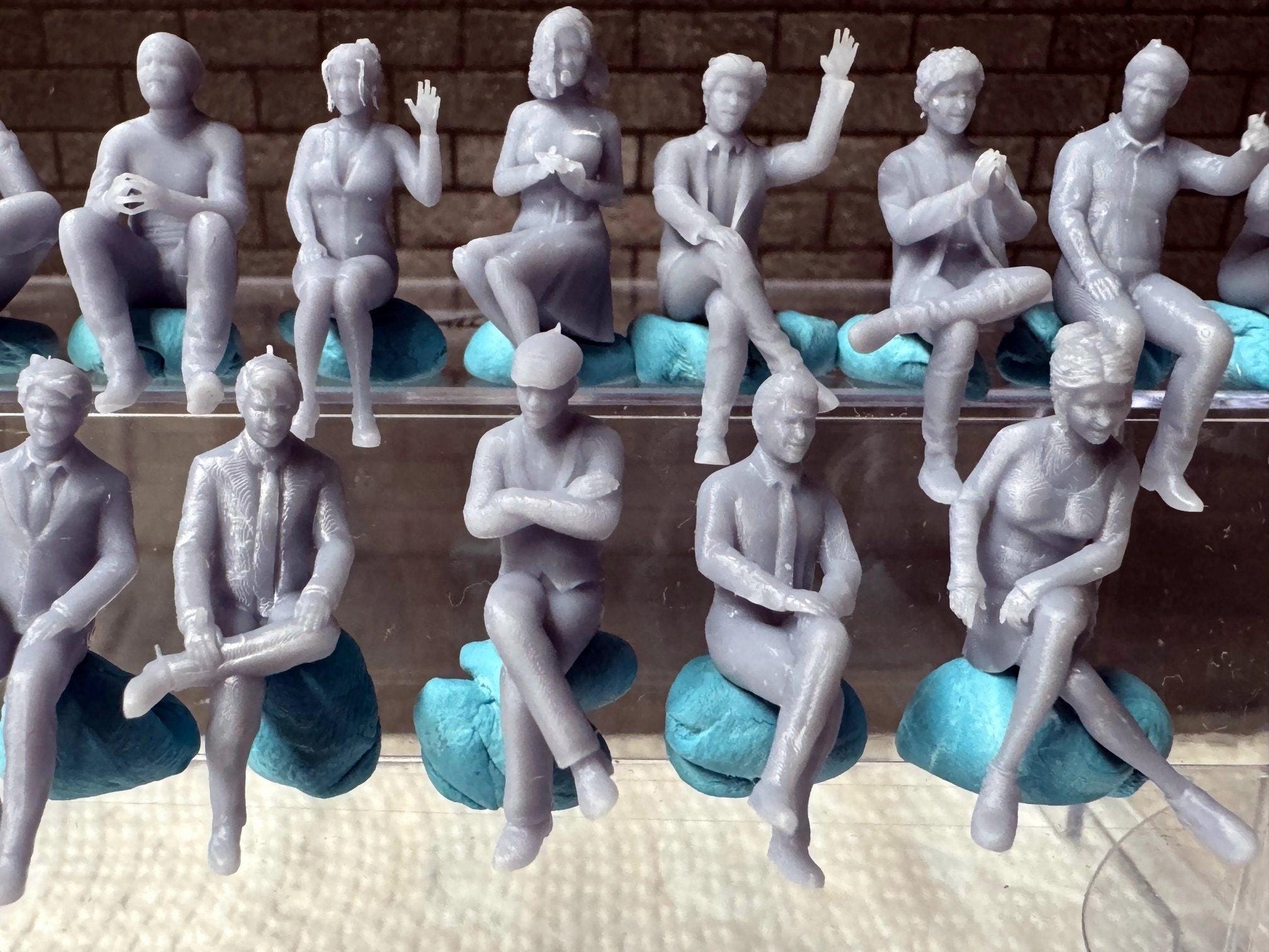 Double G 1:64 Miniature Human Figures - 3D Printed - Unpainted - great for Dioramas - Made in the USA LOT 559 Miniature 1.10