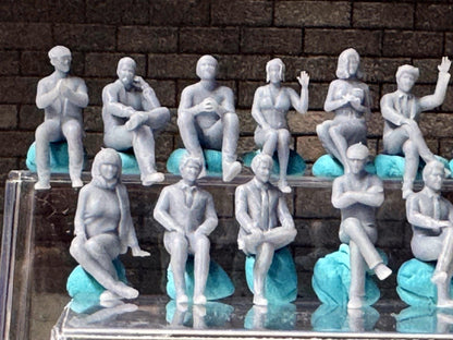 Double G 1:64 Miniature Human Figures - 3D Printed - Unpainted - great for Dioramas - Made in the USA LOT 559 Miniature 1.10