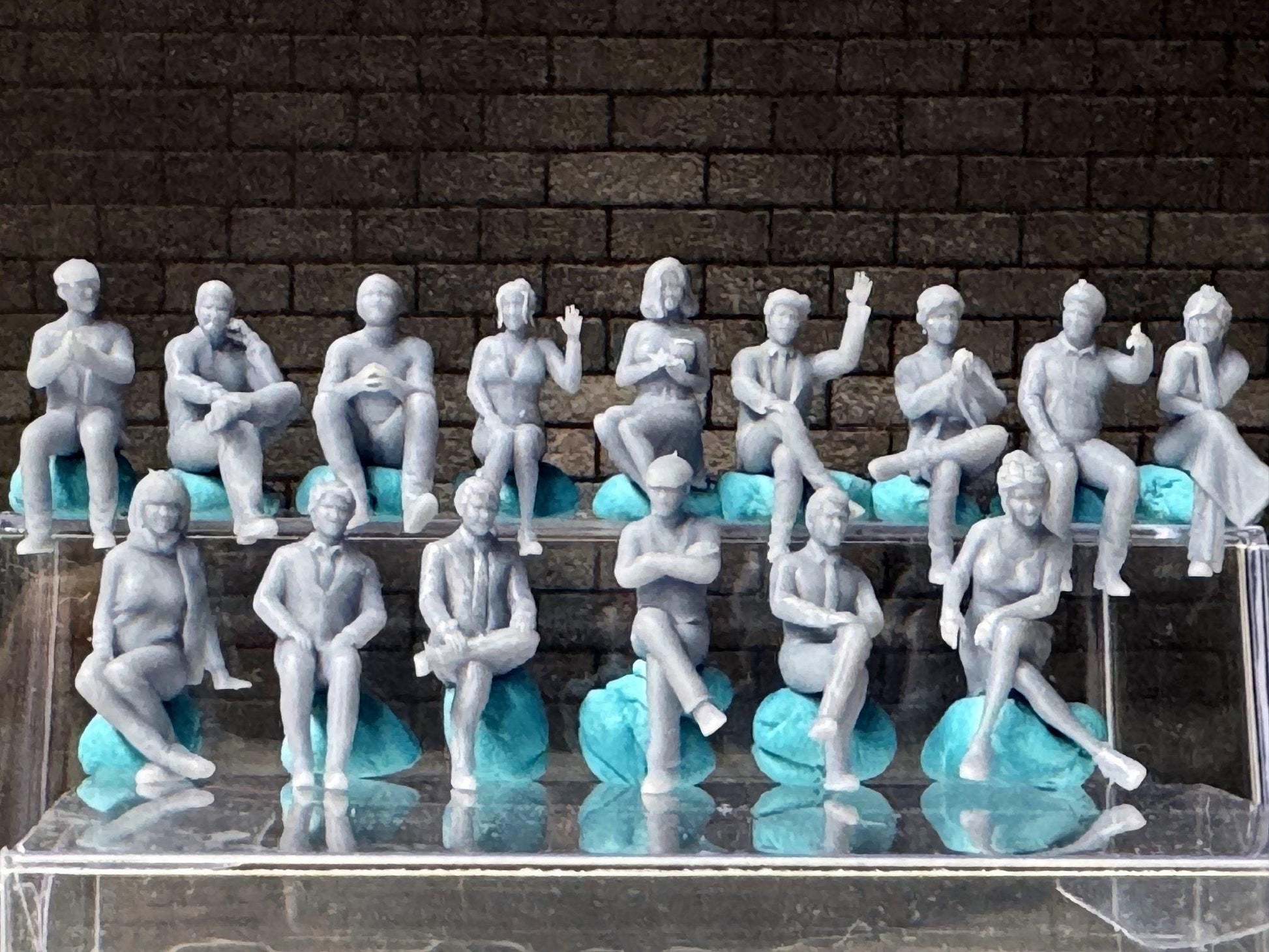 Double G 1:64 Miniature Human Figures - 3D Printed - Unpainted - great for Dioramas - Made in the USA LOT 559 Miniature 1.10