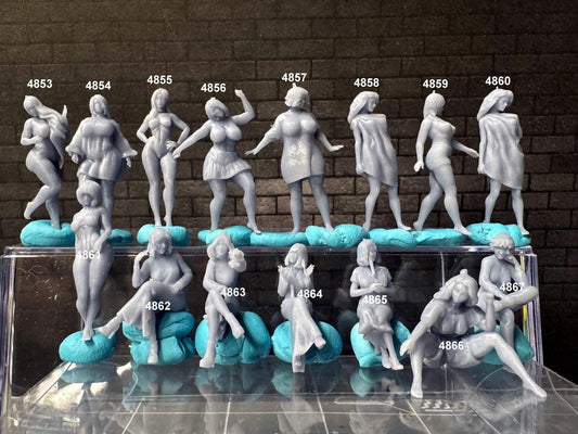 Double G 1:64 Miniature Human Figures - 3D Printed - Unpainted - great for Dioramas - Made in the USA LOT 660 Miniature 1.10