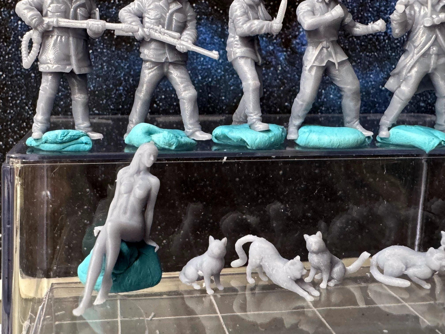 Double G 1:64 Miniature Human Figures - 3D Printed - Unpainted - great for Dioramas - Made in the USA LOT 663 Miniature 1.10