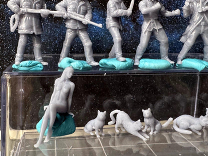 Double G 1:64 Miniature Human Figures - 3D Printed - Unpainted - great for Dioramas - Made in the USA LOT 663 Miniature 1.10