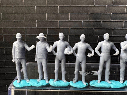 Double G 1:64 Miniature Human Figures - Unpainted - great for Dioramas - Made in the USA LOT 689A Miniature 1.10