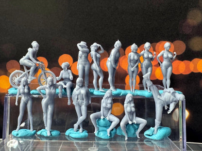 Double G 1:64 Miniature Human Figures - Unpainted - great for Dioramas - Made in the USA LOT 679 Miniature 1.10