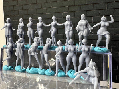 Double G 1:64 Miniature Human Figures - Unpainted - great for Dioramas - Made in the USA LOT 684 Miniature 1.10