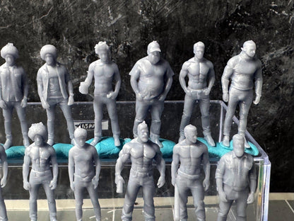 Double G 1:64 Miniature Human Figures - Unpainted - great for Dioramas - Made in the USA LOT Street Folks 1 Miniature 1.10