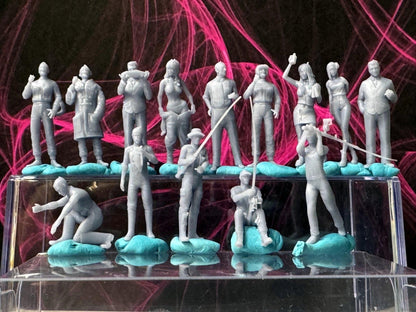 Double G 1:64 Miniature Human Figures - Unpainted - great for Dioramas - Made in the USA LOT 698 Miniature 1.10 Misc People