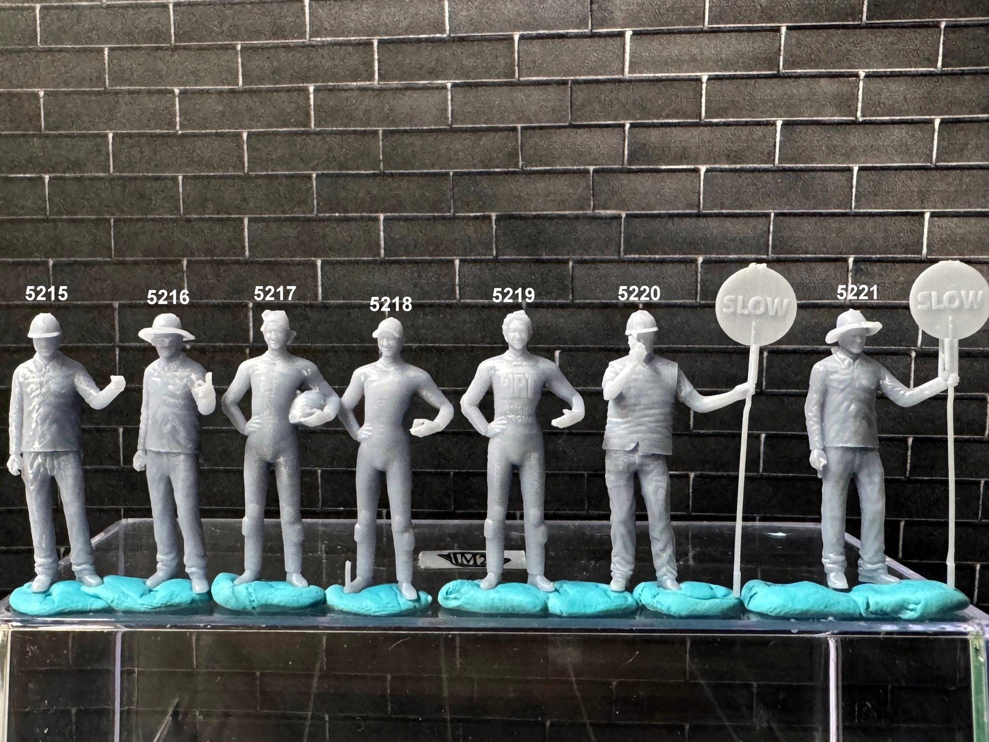 Single Mini Human Double G 1:64 Miniature Human Figures - Unpainted - great for Dioramas ...