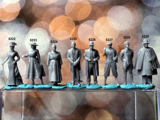 Double G 1:64 Miniature Human Figures - Unpainted - great for Dioramas - Made in the USA LOT 690 Miniature 1.10 Retro Folks