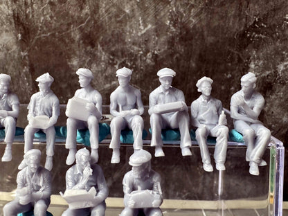 Double G 1:64 Miniature Human Figures - Unpainted - great for Dioramas - Made in the USA LOT 692 Miniature 1.10 Construction Break