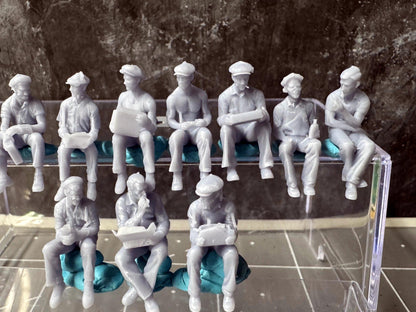 Double G 1:64 Miniature Human Figures - Unpainted - great for Dioramas - Made in the USA LOT 692 Miniature 1.10 Construction Break