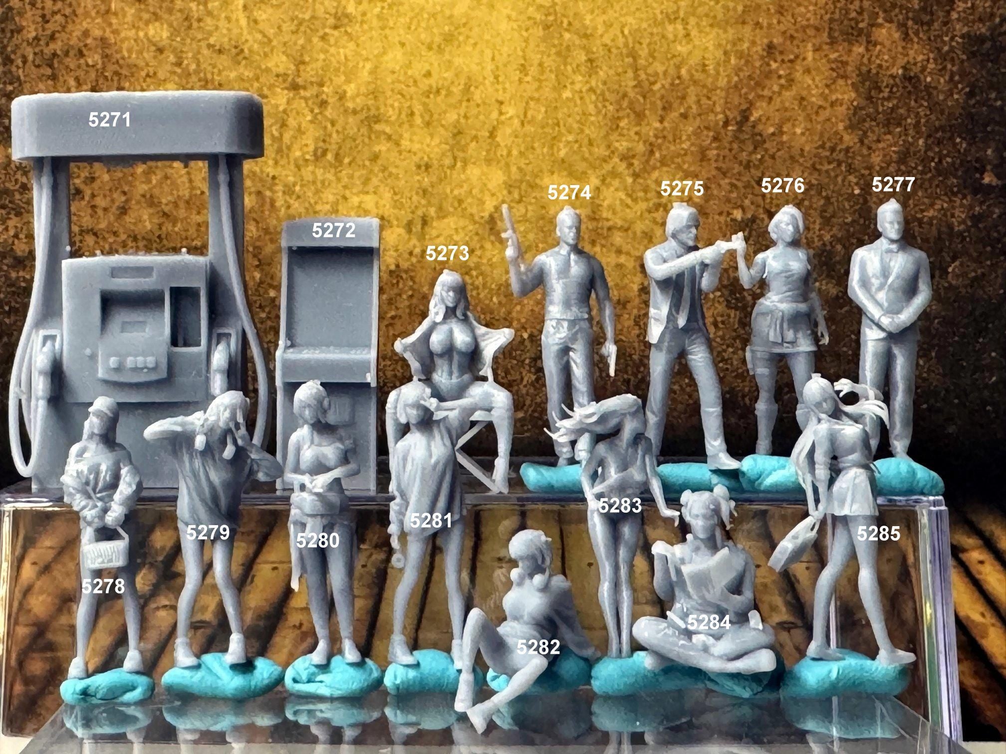 Single Mini Human Double G 1:64 Miniature Human Figures - Unpainted - great for Dioramas ...