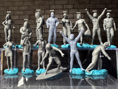 Double G 1:64 Miniature Human Figures - Unpainted - great for Dioramas - Made in the USA LOT 708 Miniature 1.10 Misc People