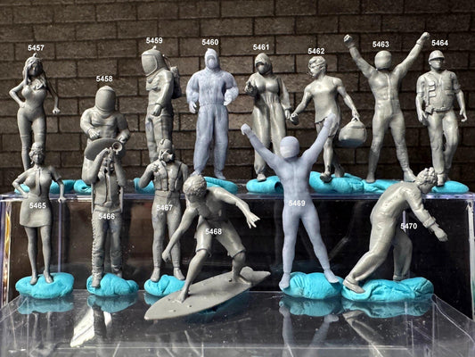 Double G 1:64 Miniature Human Figures - Unpainted - great for Dioramas - Made in the USA LOT 708 Miniature 1.10 Misc People