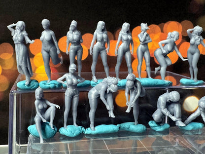 Double G 1:64 Miniature Human Figures - Unpainted - great for Dioramas - Made in the USA LOT 724 Miniature 1.10 Misc People