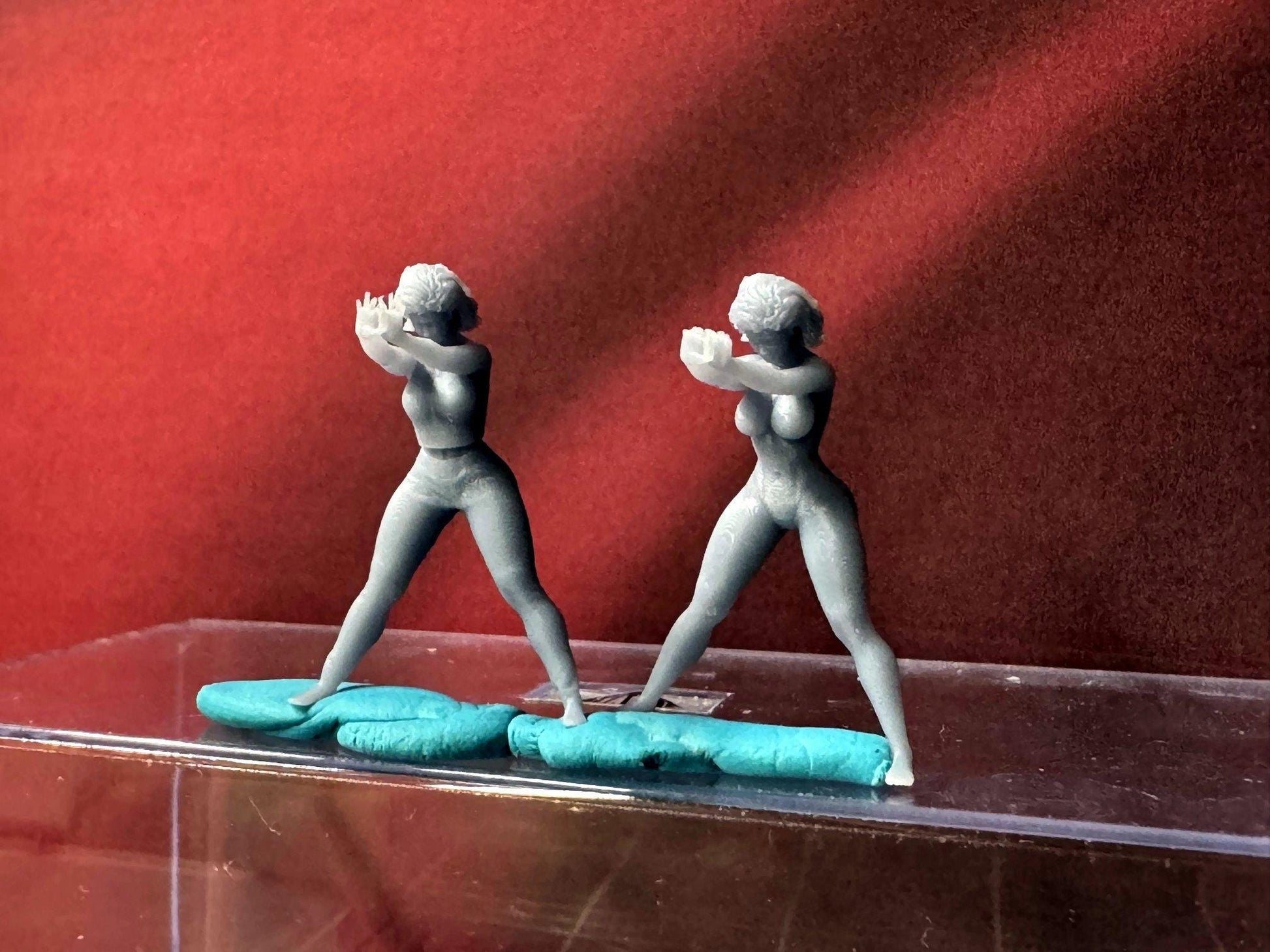 Double G 1:64 Miniature Human Figures - Unpainted - great for Dioramas - Made in the USA LOT 726 Miniature 1.10 Misc People