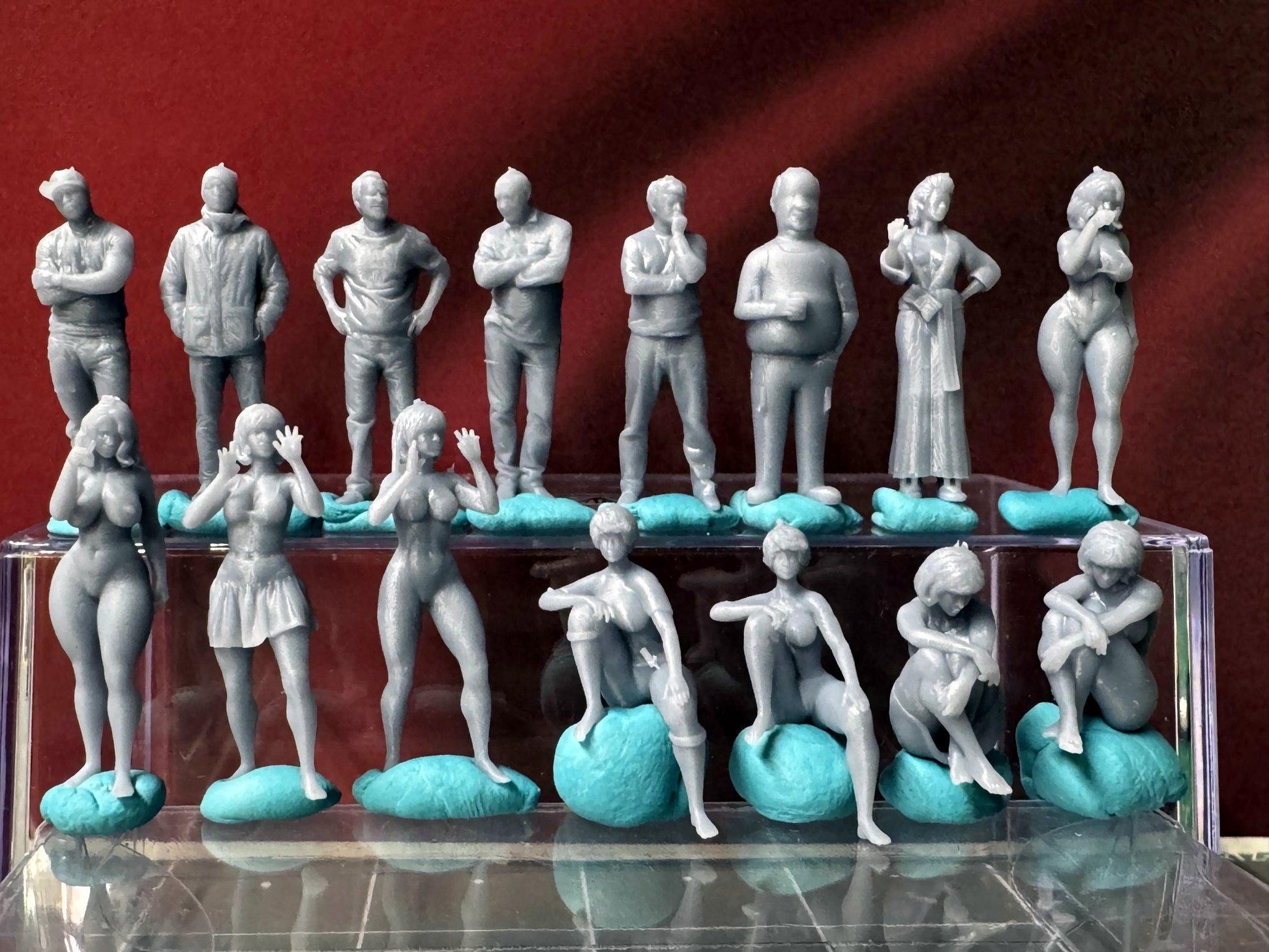 Double G 1:64 Miniature Human Figures - Unpainted - great for Dioramas - Made in the USA LOT 726 Miniature 1.10 Misc People