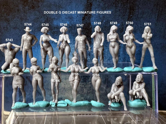 Double G 1:64 Miniature Human Figures - Unpainted - great for Dioramas - Made in the USA LOT 727 Miniature 1.10 Misc People