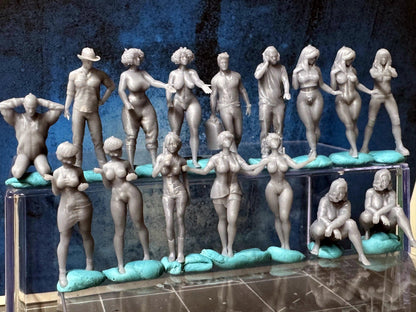 Double G 1:64 Miniature Human Figures - Unpainted - great for Dioramas - Made in the USA LOT 727 Miniature 1.10 Misc People