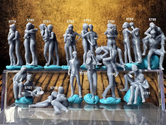 Double G 1:64 Miniature Human Figures - Unpainted - great for Dioramas - Made in the USA LOT 732A Miniature 1.10 Couples