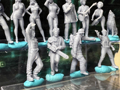 Double G 1:64 Miniature Human Figures - Unpainted - great for Dioramas - Made in the USA LOT 740 Miniature 1.10 Misc People