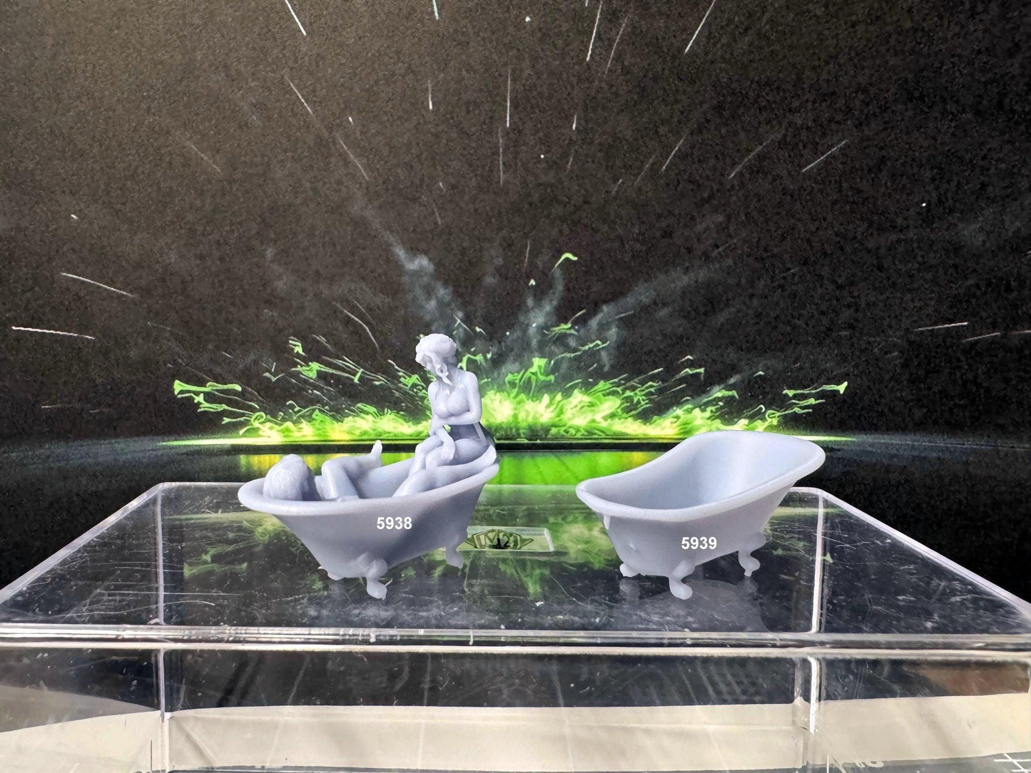 Double G 1:64 Miniature Human Figures - Unpainted - great for Dioramas - Made in the USA LOT 746 Miniature 1.10 Misc People