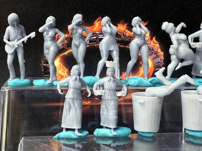 Double G 1:64 Miniature Human Figures - Unpainted - great for Dioramas - Made in the USA LOT 743 Miniature 1.10 Misc People