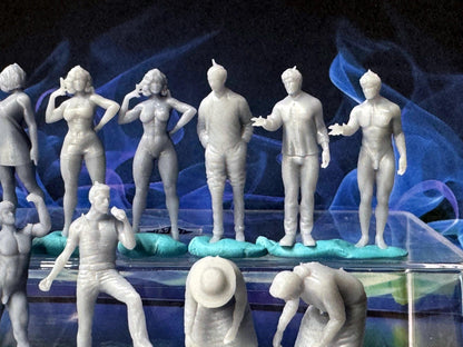 Double G 1:64 Miniature Human Figures - Unpainted - great for Dioramas - Made in the USA LOT 745 Miniature 1.10 Misc People
