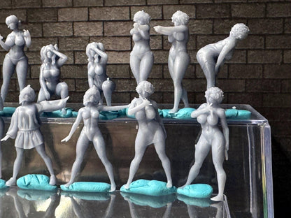 Double G 1:64 Miniature Human Figures - Unpainted - great for Dioramas - Made in the USA LOT 750 Miniature 1.10 Misc Figures