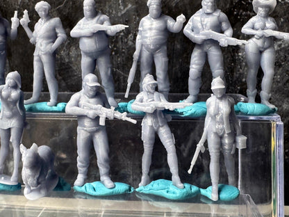 Double G 1:64 Miniature Human Figures - Unpainted - great for Dioramas - Made in the USA LOT 751 Miniature 1.10 Misc Figures