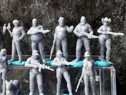 Double G 1:64 Miniature Human Figures - Unpainted - great for Dioramas - Made in the USA LOT 751 Miniature 1.10 Misc Figures