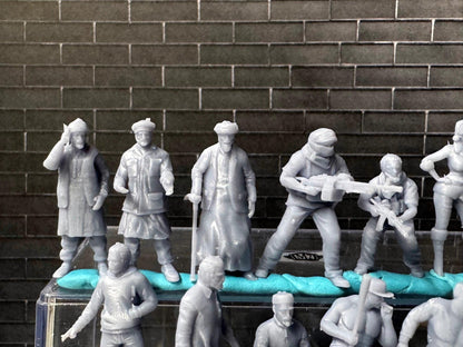 Double G 1:64 Miniature Human Figures - Unpainted - great for Dioramas - Made in the USA LOT 753 Miniature 1.10 Misc Figures