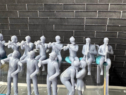 Double G 1:64 Miniature Human Figures - Unpainted - great for Dioramas - Made in the USA LOT 756 Miniature 1.10 Musicians