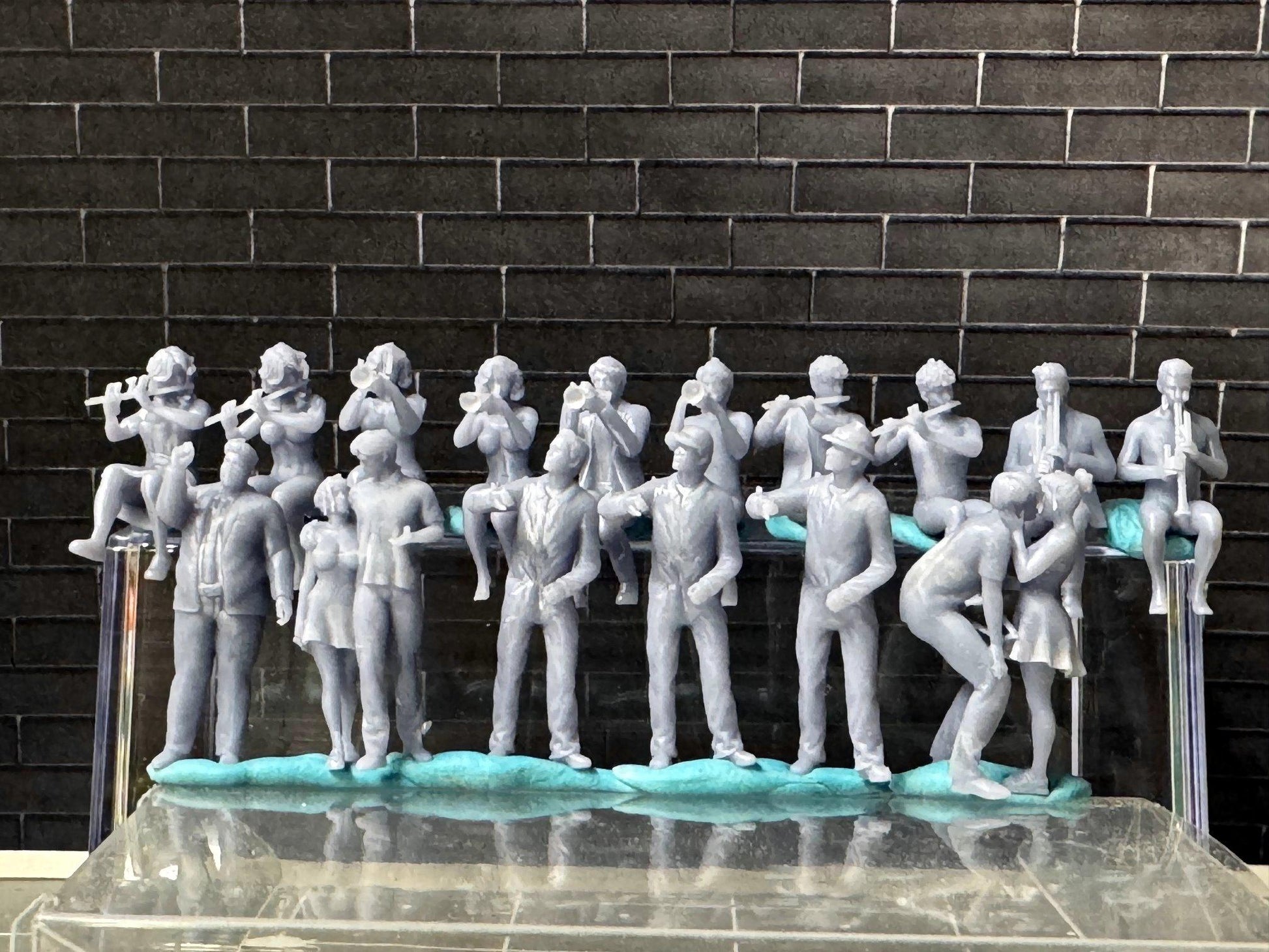 Double G 1:64 Miniature Human Figures - Unpainted - great for Dioramas - Made in the USA LOT 756 Miniature 1.10 Musicians