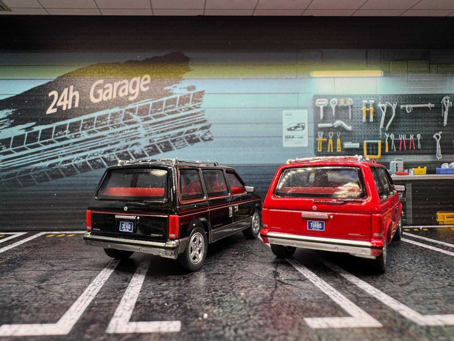 1-64 Scale / S-Scale 1989 Dodge Caravan Turbo- 2 Colors - Great For Dioramas & Diecast Photography (AW)