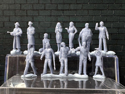 Double G 1:64 Miniature Human Figures - Unpainted - great for Dioramas - Made in the USA LOT 761 Miniature 1.10