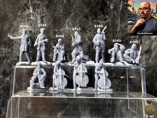 Double G 1:64 Miniature Human Figures - Unpainted - great for Dioramas - Made in the USA LOT 762 Miniature 1.10