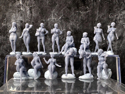 Double G 1:64 Miniature Human Figures - Unpainted - great for Dioramas - Made in the USA LOT 764 Miniature 1.10