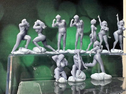 Double G 1:64 Miniature Human Figures - Unpainted - great for Dioramas - Made in the USA LOT 767 Miniature 1.10