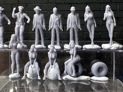 Double G 1:64 Miniature Human Figures - Unpainted - great for Dioramas - Made in the USA LOT 759 Miniature 1.10