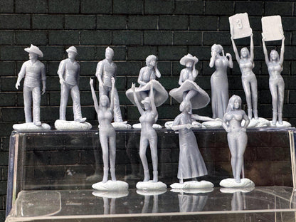 Double G 1:64 Miniature Human Figures - Unpainted - great for Dioramas - Made in the USA LOT 760 Miniature 1.10