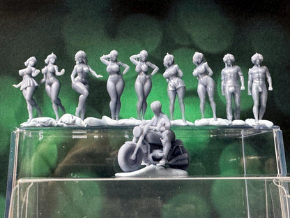 Double G 1:64 Miniature Human Figures - Unpainted - great for Dioramas - Made in the USA LOT 768 Miniature 1.10