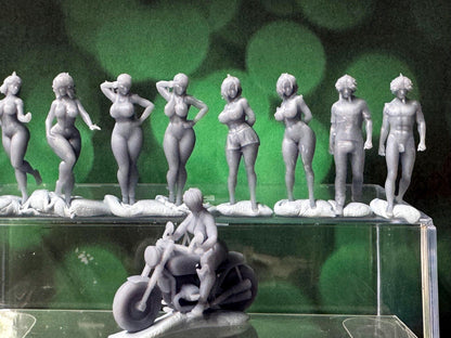 Double G 1:64 Miniature Human Figures - Unpainted - great for Dioramas - Made in the USA LOT 768 Miniature 1.10
