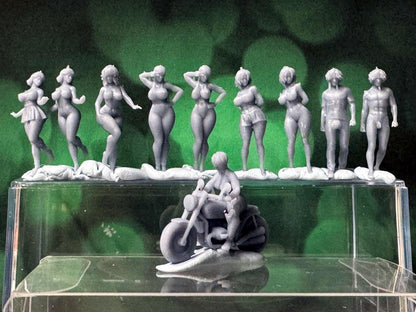 Double G 1:64 Miniature Human Figures - Unpainted - great for Dioramas - Made in the USA LOT 768 Miniature 1.10