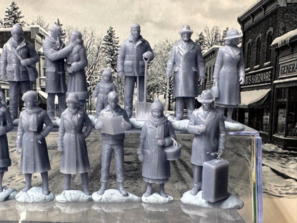 Double G 1:64 Miniature Human Figures - Unpainted - great for Dioramas - Made in the USA LOT 771 Miniature 1.10