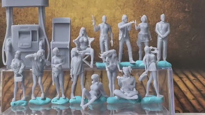 Double G 1:64 Miniature Human Figures - Unpainted - great for Dioramas - Made in the USA LOT 694 Miniature 1.10 Misc People