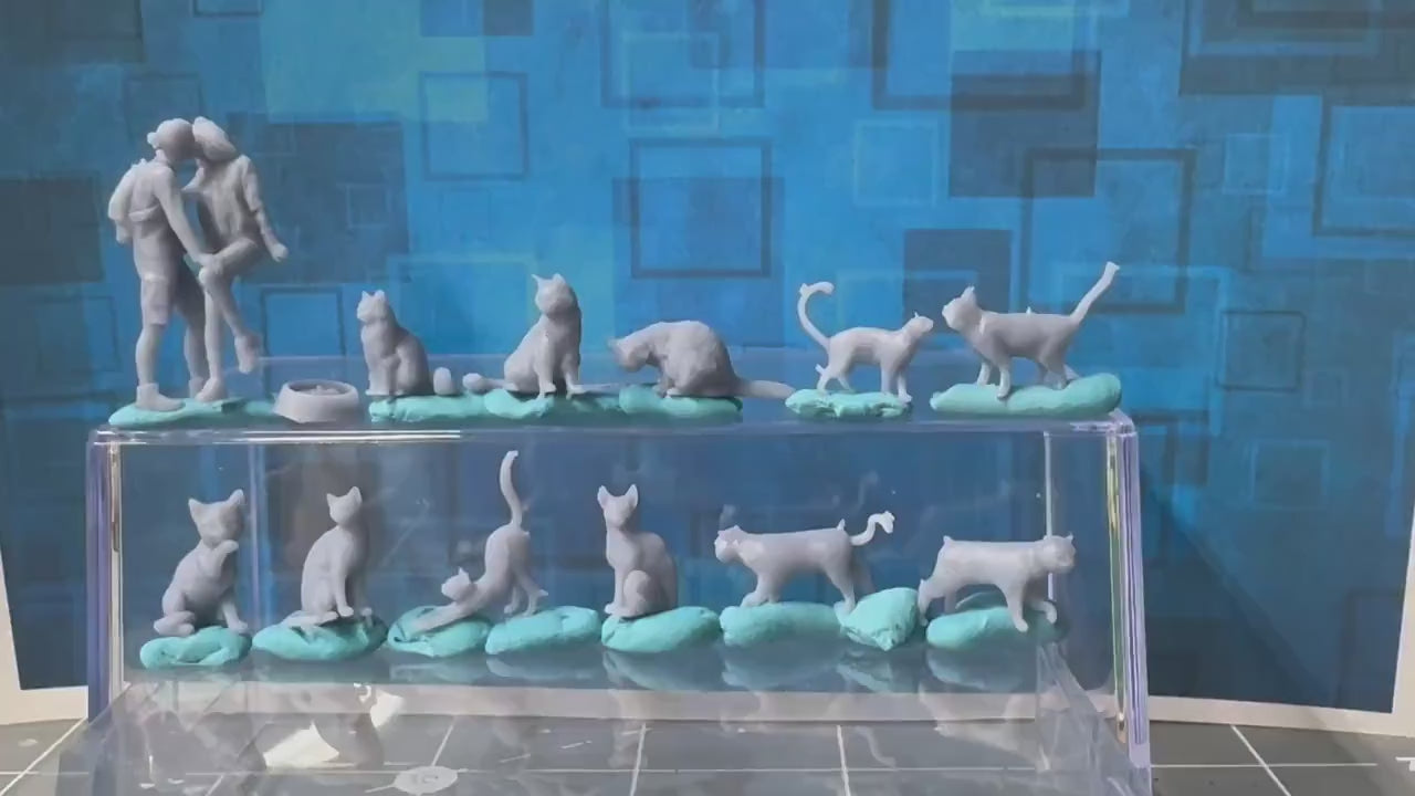Double G 1:64 Miniature Human Figures - Unpainted - great for Dioramas - Made in the USA LOT 695 Miniature 1.10 Cats