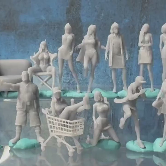 Double G 1:64 Miniature Human Figures - Unpainted - great for Dioramas - Made in the USA LOT 699 Miniature 1.10 Misc People