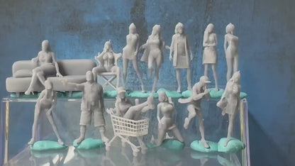 Double G 1:64 Miniature Human Figures - Unpainted - great for Dioramas - Made in the USA LOT 699 Miniature 1.10 Misc People